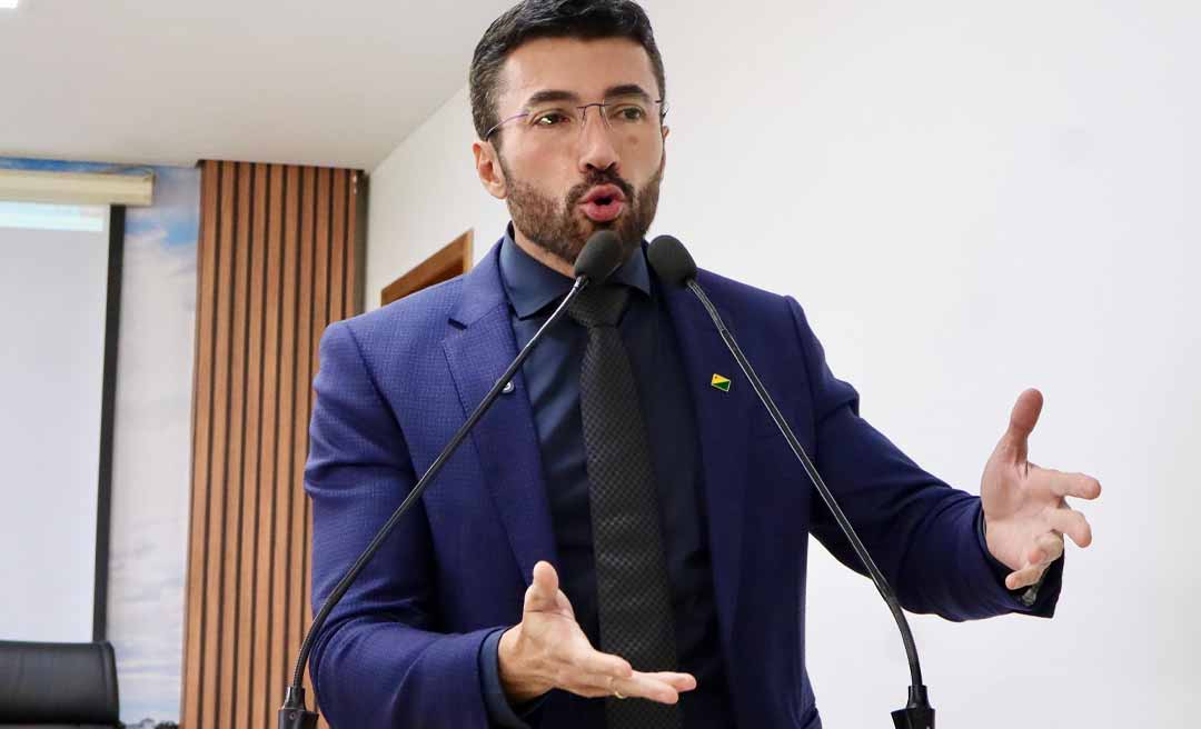 Vereador cobra licitação com novas empresas que ofereçam preço junto, conforto e qualidade ao usuário