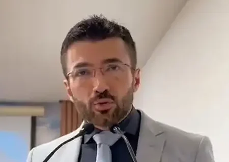 “Os servidores têm papel essencial no bom funcionamento da Prefeitura e merecem mais valorização”, sugere vereador Zé Lopes