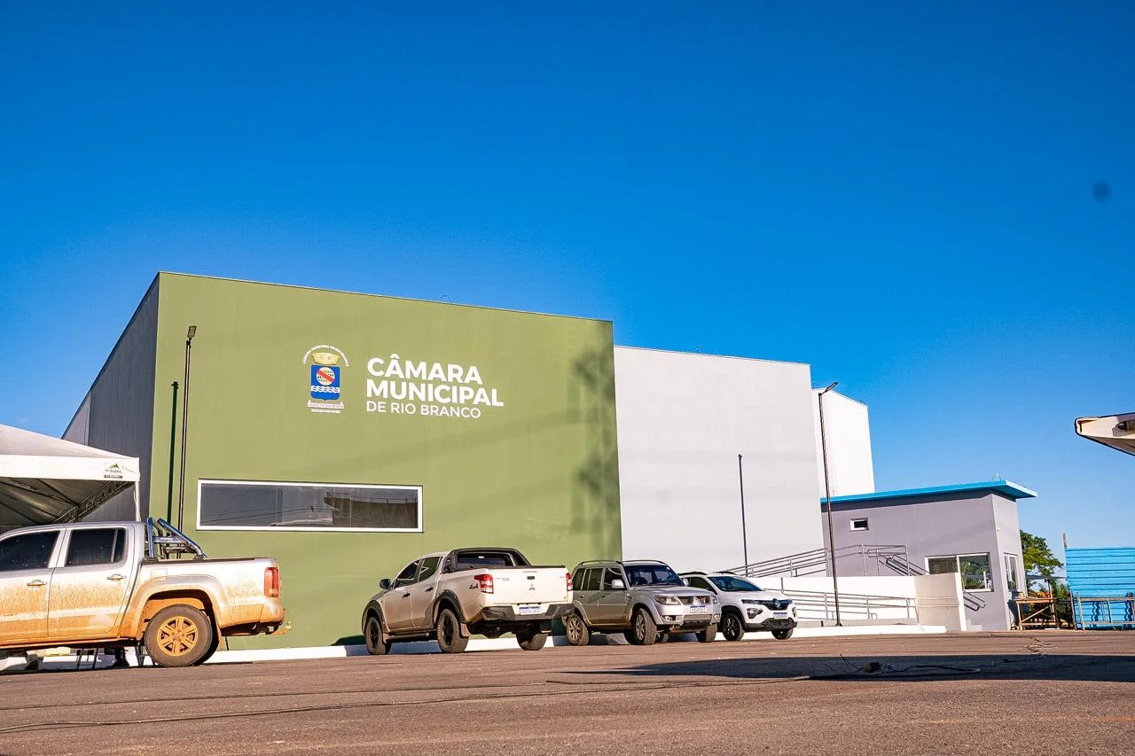 OAB/AC articula aprovação de lei que reduz burocracia e fortalece prerrogativas da advocacia em Rio Branco