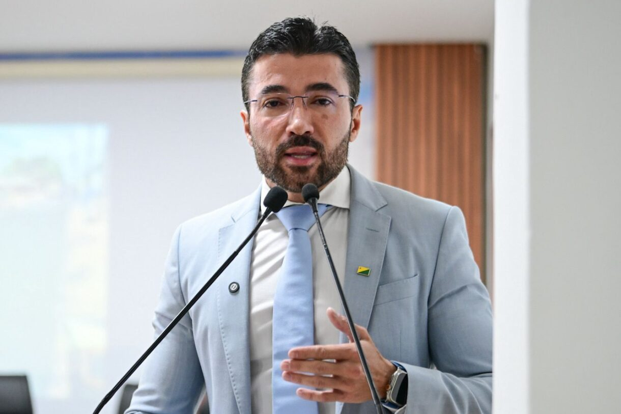 Zé Lopes propõe nomear espaço cultural com nome de ‘Branco da Sassaricano’
